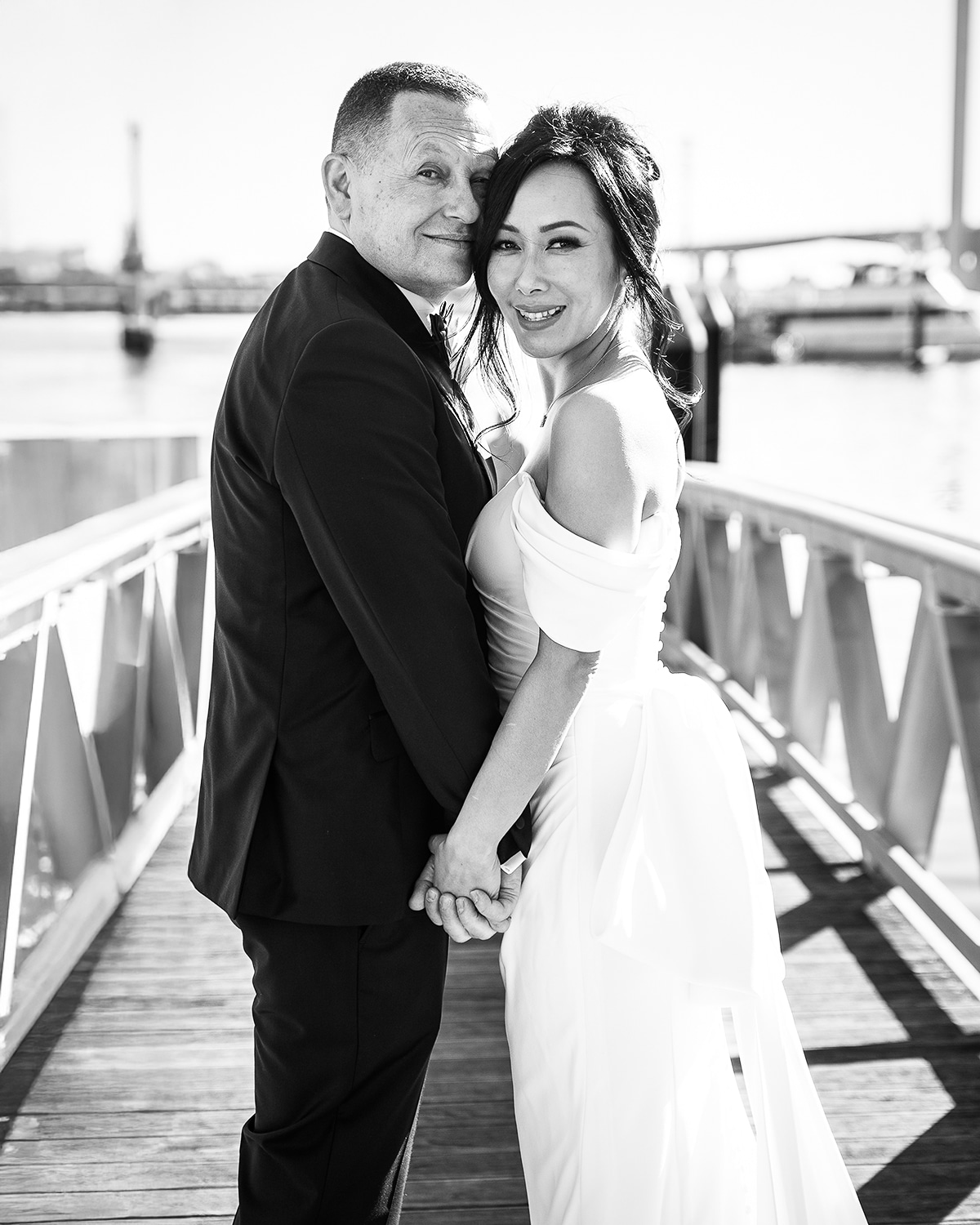 Melbourne wedding couple outdoor venue